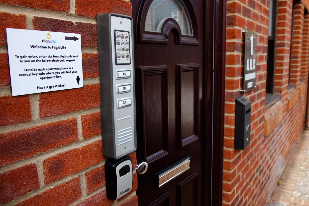 High Life Serviced Apartments - Old Town Swindon Exterior photo