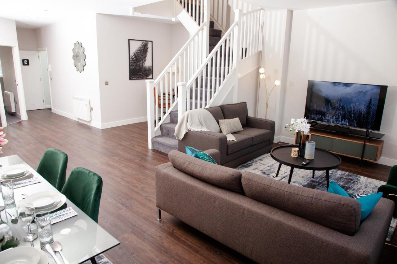 High Life Serviced Apartments - Old Town Swindon Exterior photo